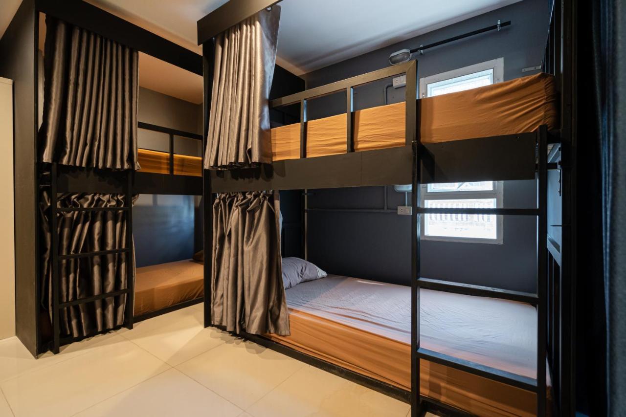 Black Pantera Hostel Patong Exteriér fotografie