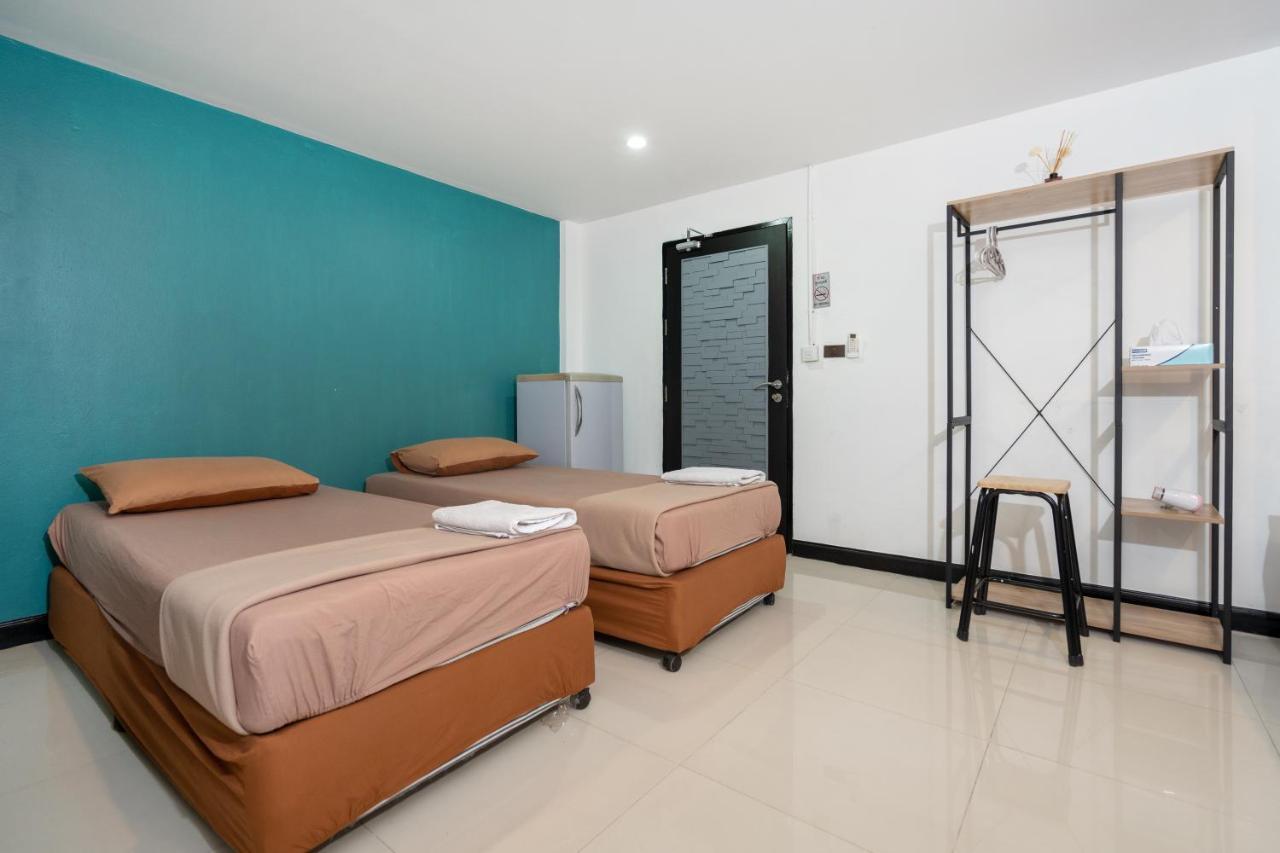 Black Pantera Hostel Patong Exteriér fotografie